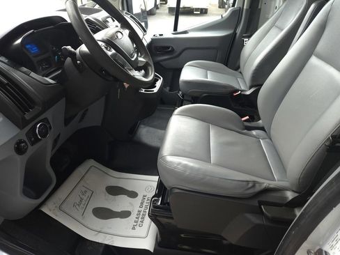 Used 2015 Ford Transit 250 138 w/ Exterior Upgrade Package image 15
