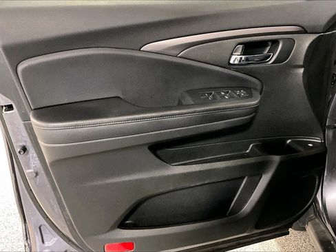 Used 2021 Honda Passport Sport image 20