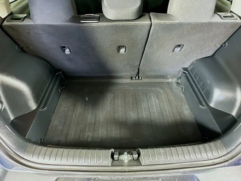 Used 2025 Kia Soul LX FWD image 29