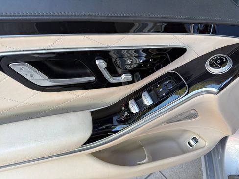 Used 2022 Mercedes-Benz S 580 4MATIC Sedan image 10