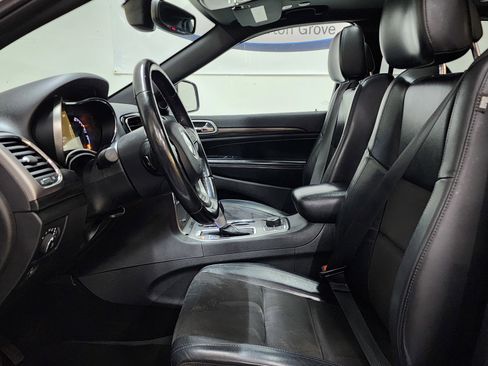 Used 2020 Jeep Grand Cherokee Laredo w/ Quick Order Package 2BN North image 13