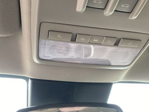 Used 2016 Chevrolet Trax LT w/ LT Sun and Sound Package image 33