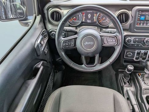 Used 2019 Jeep Wrangler Unlimited Sport S AWD/4WD image 15