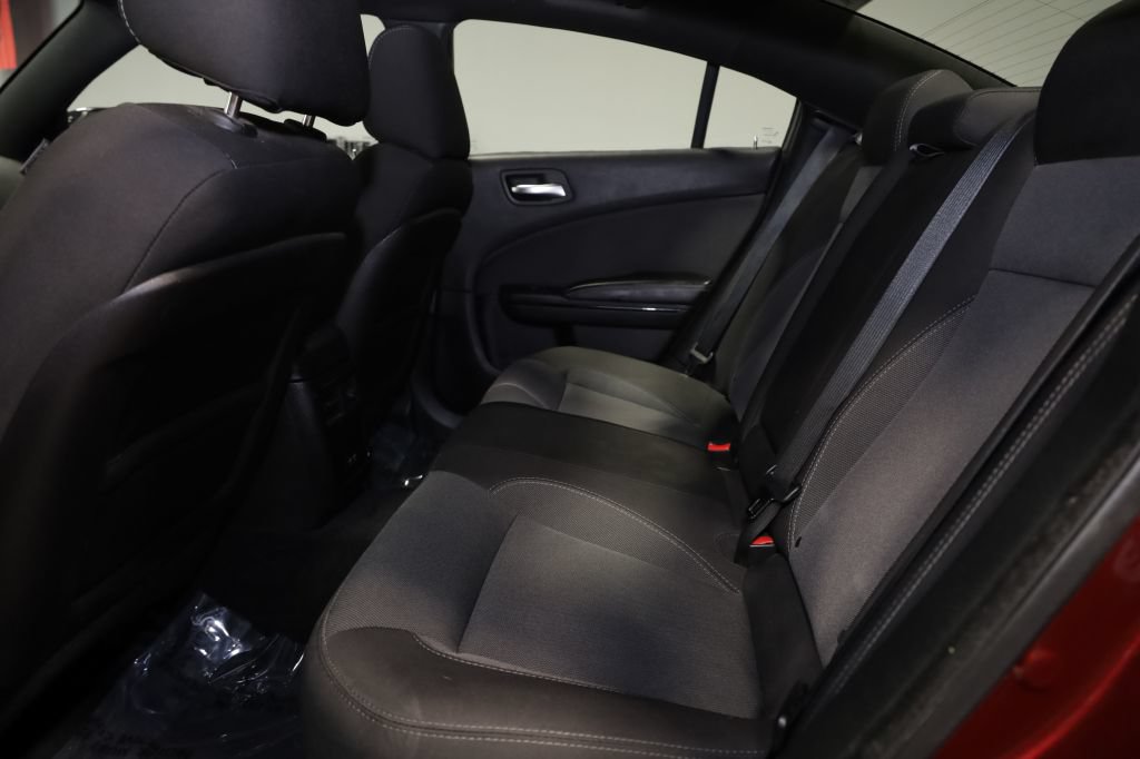 Used 2018 Dodge Charger SXT w/ Blacktop Package RWD image 20