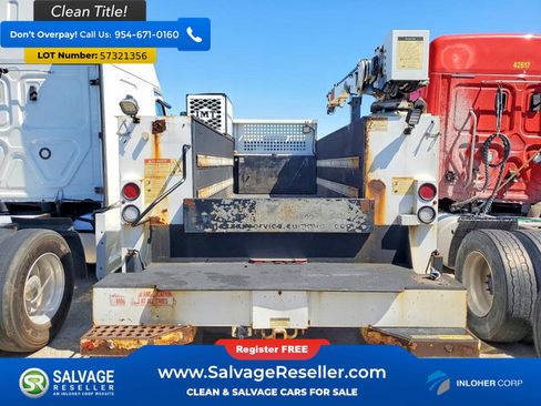 Used 2017 RAM 5500 Tradesman w/ Power & Remote Entry Group RWD image 8