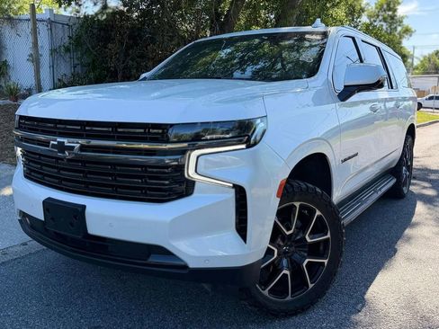 Used 2021 Chevrolet Suburban RST w/ Luxury Package AWD/4WD image 1