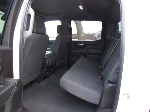 Used 2021 Chevrolet Silverado 1500 Custom image 12