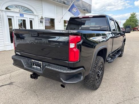 Used 2022 Chevrolet Silverado 2500 LTZ w/ LTZ Plus Package AWD/4WD image 5