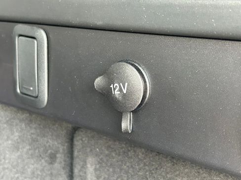 Used 2025 Land Rover Range Rover Velar S image 15