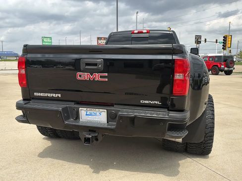 Used 2015 GMC Sierra 3500 Denali w/ Duramax Plus Package image 23