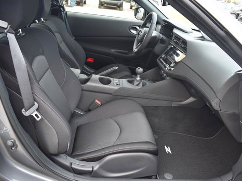 Used 2026 Nissan Z Sport w/ Floor Mat Package RWD image 3