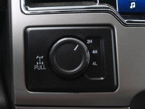 Used 2022 Ford F250 King Ranch w/ King Ranch Ultimate Package AWD/4WD image 29