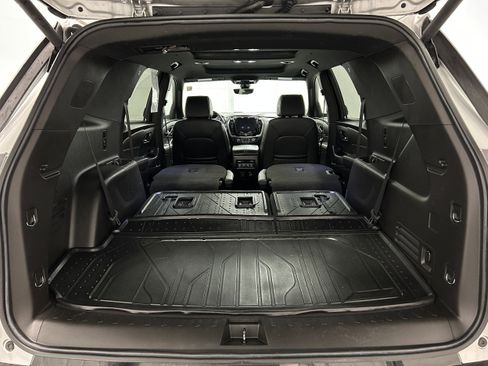 Used 2022 Chevrolet Traverse Premier w/ Redline Edition image 36