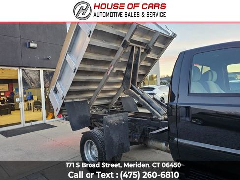 Used 2015 Ford F350 XLT w/ XLT Interior Package image 37