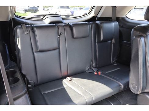 Used 2019 Toyota Highlander XLE AWD/4WD image 31