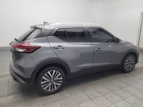 Used 2021 Nissan Kicks SV image 10