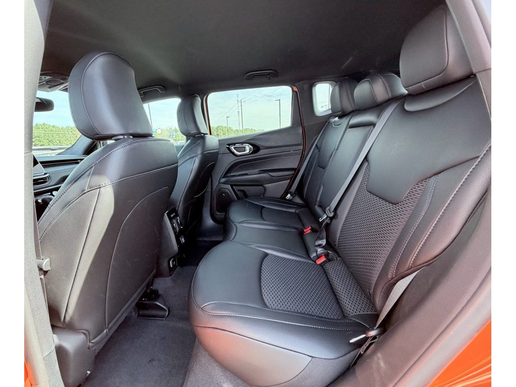 New 2026 Jeep Compass Latitude AWD/4WD image 24