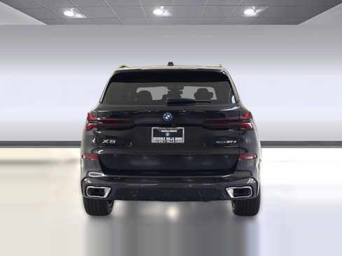 Used 2026 BMW X5 xDrive50e w/ M Sport Package image 10
