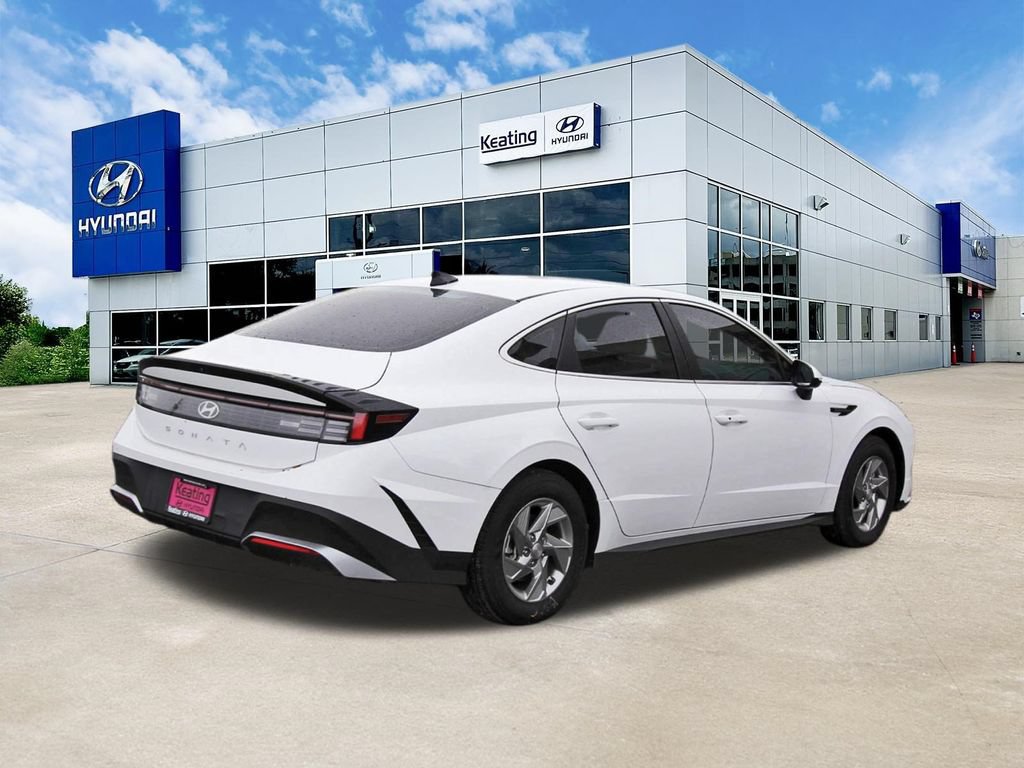 Used 2025 Hyundai Sonata SE FWD image 5