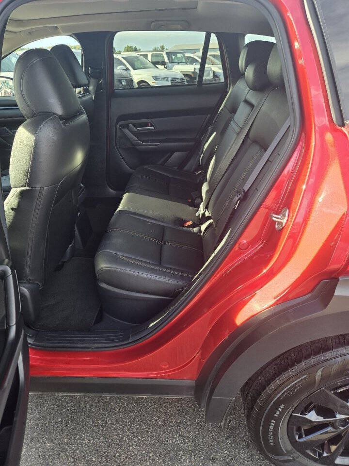 Used 2025 MAZDA CX-50 AWD 2.5 Hybrid w/ Premium Pkg image 12