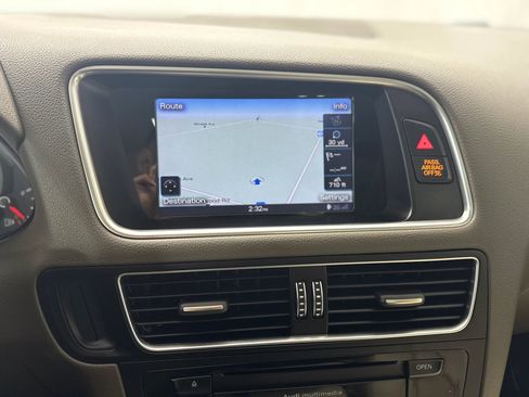 Used 2015 Audi Q5 2.0T Premium Plus w/ Technology Package image 19