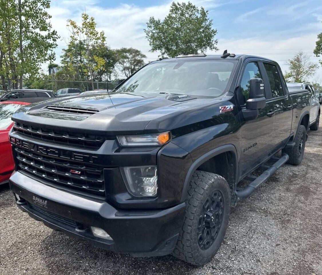 Used 2022 Chevrolet Silverado 2500 LT w/ Midnight Edition AWD/4WD image 1
