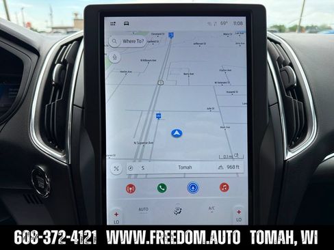 Used 2022 Ford Edge Titanium w/ Equipment Group 301A AWD/4WD image 19