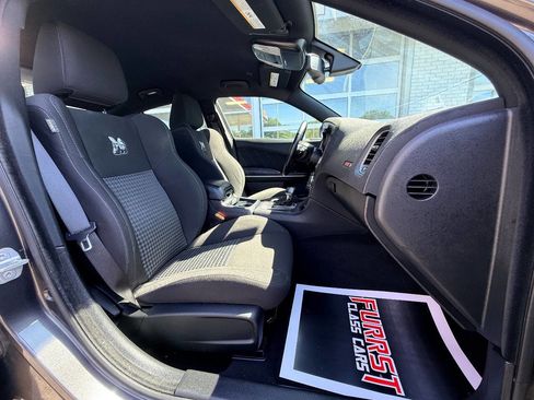 Used 2020 Dodge Charger Scat Pack RWD image 39
