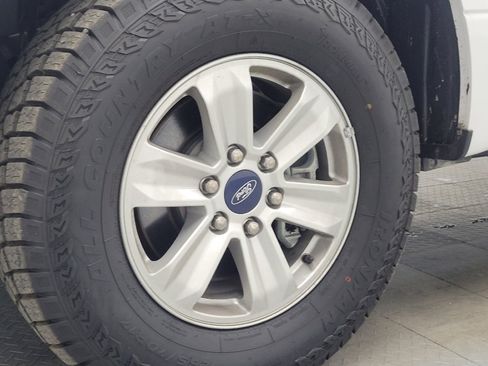 Used 2018 Ford F150 XL w/ Equipment Group 101A Mid AWD/4WD image 31