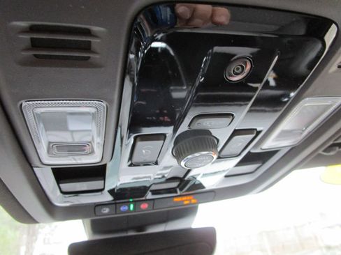 New 2026 GMC Yukon Elevation w/ Elevation Premium Package image 40