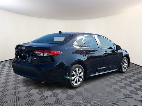 Used 2024 Toyota Corolla LE FWD image 9