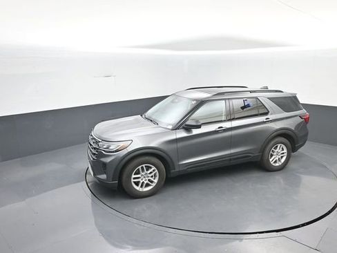 New 2026 Ford Explorer Active RWD image 27