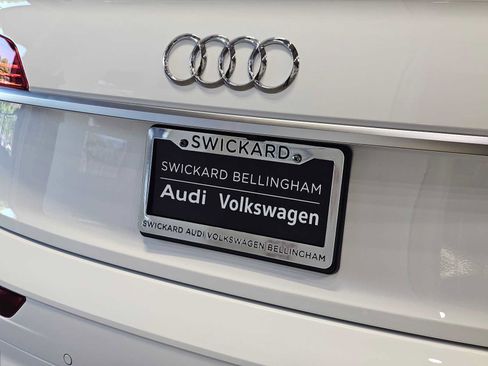 Used 2023 Audi Q5 2.0T Premium Plus w/ Premium Plus Package AWD/4WD image 14