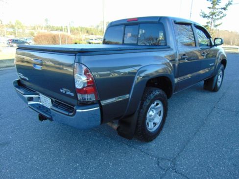 Used 2013 Toyota Tacoma 4x4 Double Cab w/ SR5 Pkg image 3