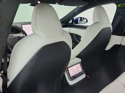 Used 2022 Tesla Model S Plaid AWD/4WD image 31