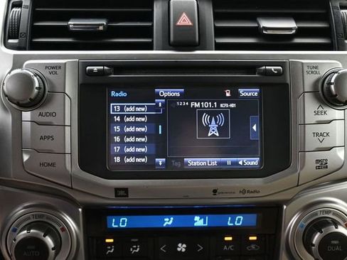 Used 2015 Toyota 4Runner Limited AWD/4WD image 21