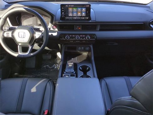 New 2025 Honda Pilot EX-L image 13