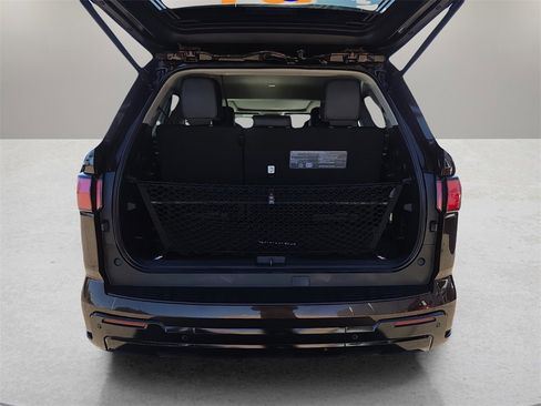 Certified 2024 Toyota Sequoia Limited image 20