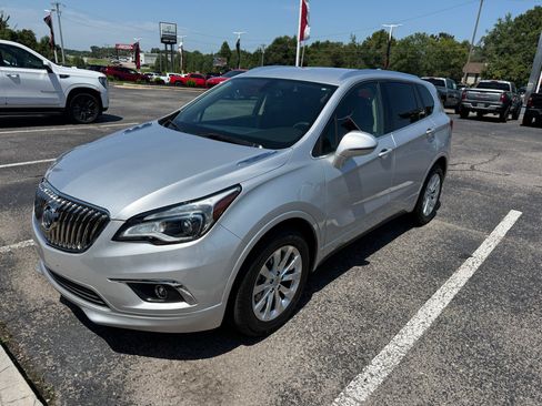 Used 2018 Buick Envision Essence FWD image 2