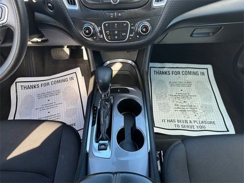 Used 2023 Chevrolet Malibu LT image 11