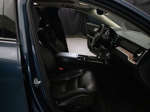 Used 2023 Volvo S60 T8 Plus w/ Climate Package image 16