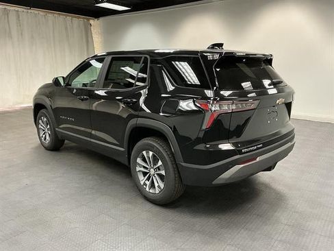 New 2027 Chevrolet Equinox LT w/ LPO, Floor Liner Package AWD/4WD image 3