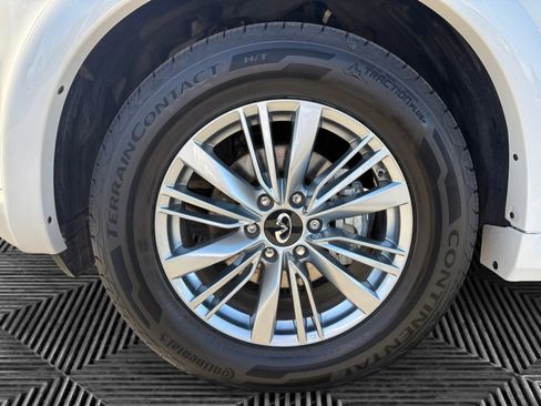 Used 2023 INFINITI QX80 Luxe w/ All-Season Package image 14