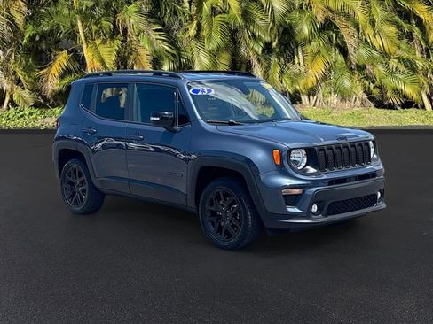 Used 2023 Jeep Renegade Altitude AWD/4WD image 2