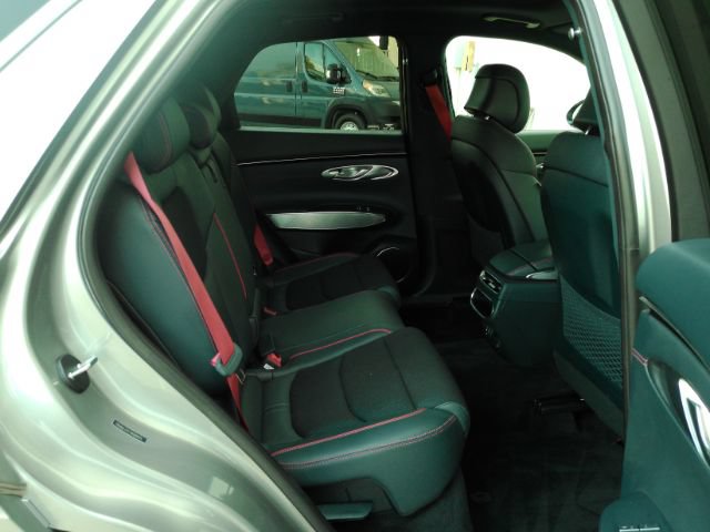 Used 2024 Genesis GV70 3.5T Sport AWD/4WD image 25