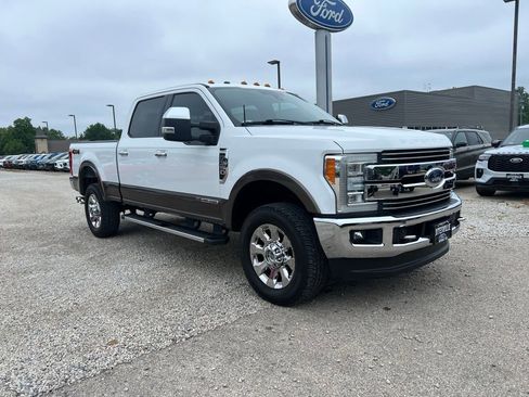 Used 2017 Ford F350 Lariat w/ Lariat Ultimate Package AWD/4WD image 1