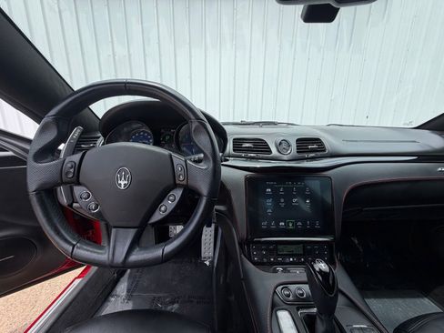 Used 2018 Maserati GranTurismo Sport RWD image 11