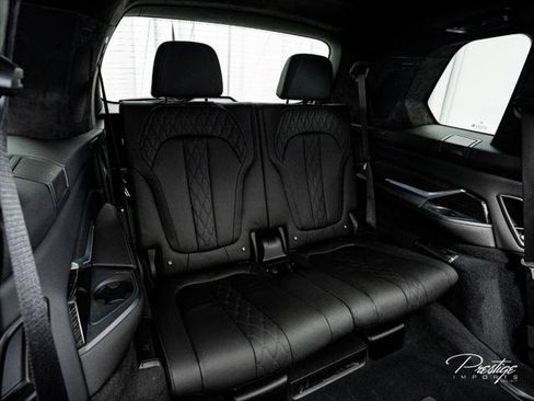 Used 2021 BMW X7 M50i AWD/4WD image 46