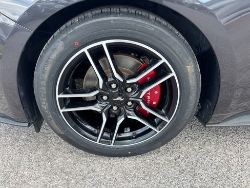 Used 2022 Ford Mustang Premium RWD image 7