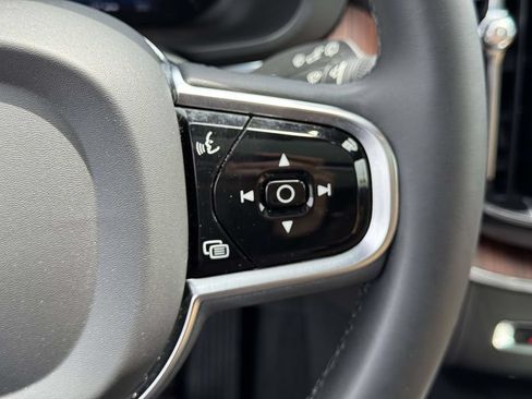 Certified 2023 Volvo XC60 B6 Ultimate w/ Climate Package AWD/4WD image 23
